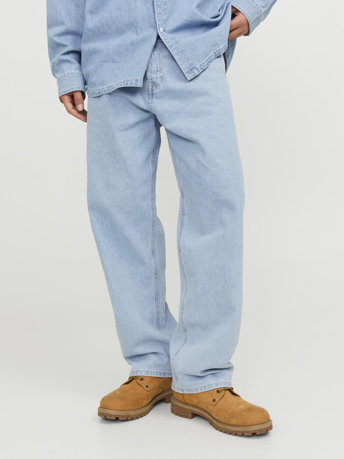 model_shot-front